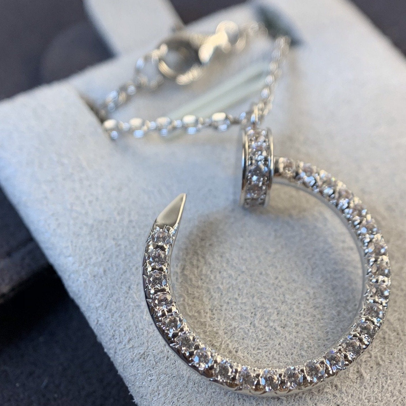 LUXEIFY JUSTE NECKLACE SILVER DIAMONDS