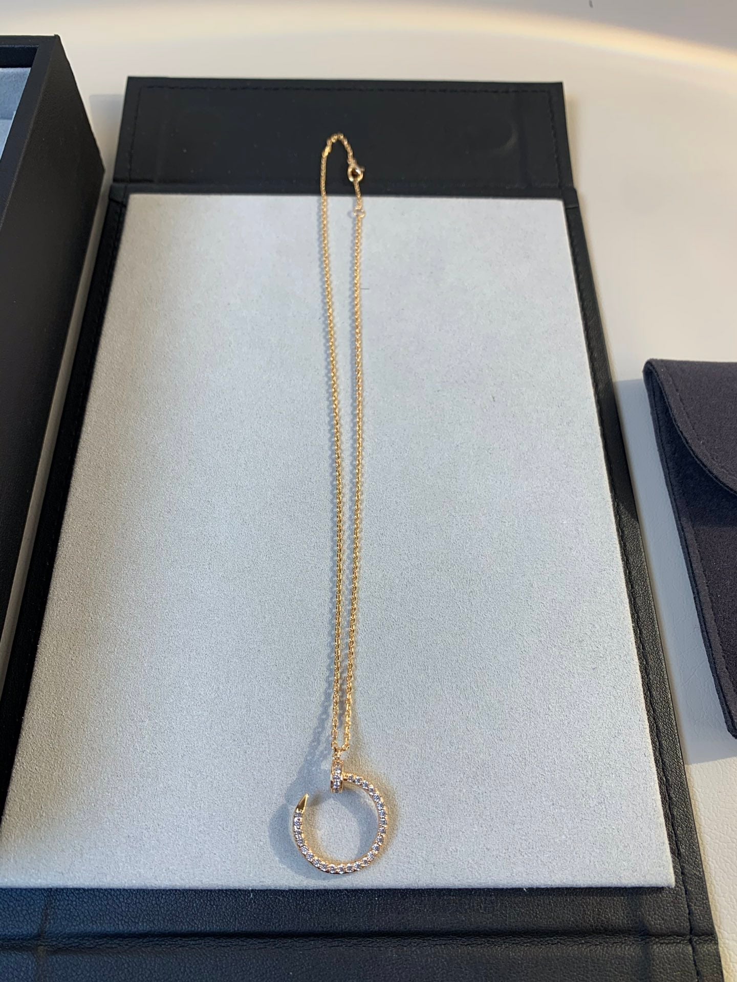LUXEIFY JUSTE NECKLACE PINK GOLD DIAMONDS
