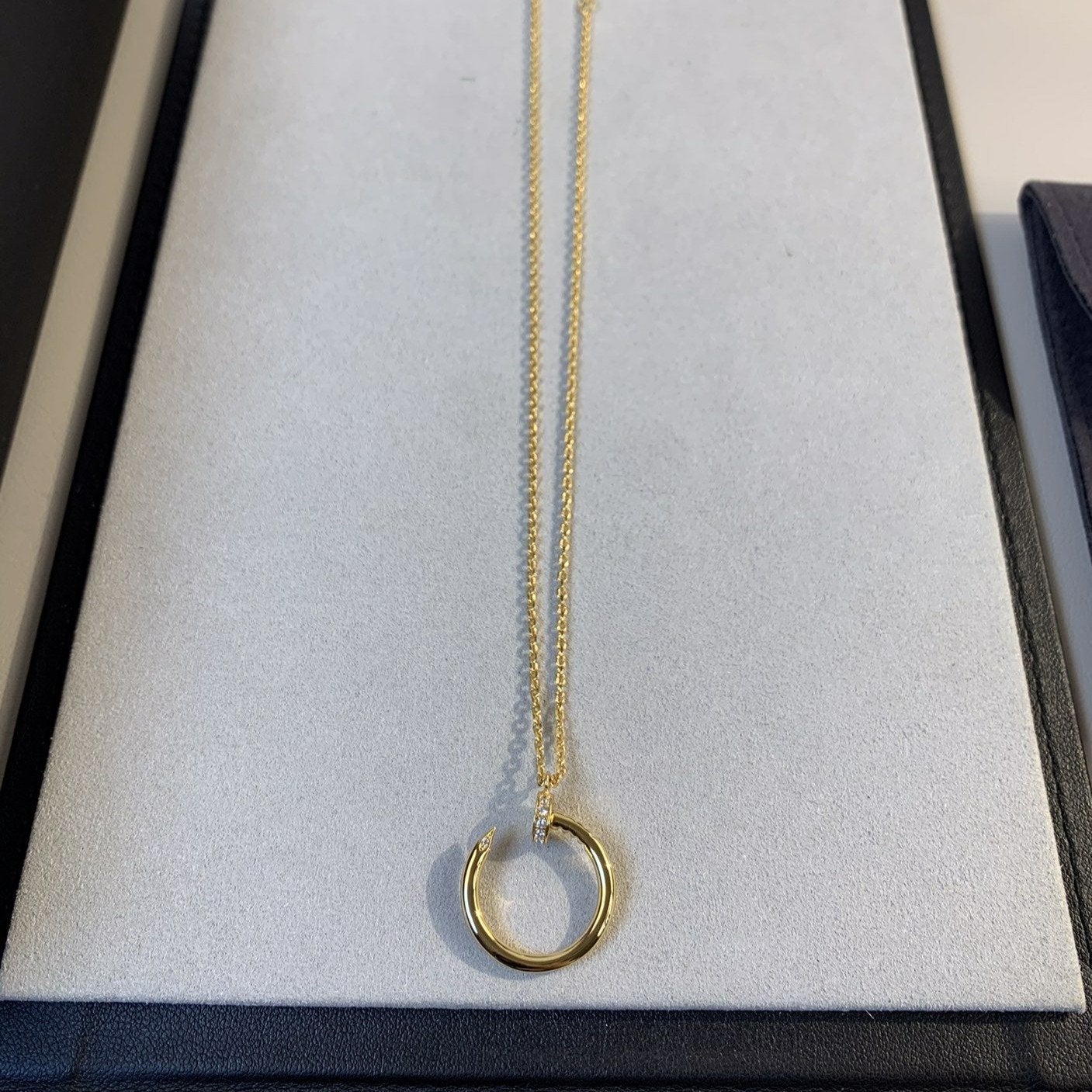 LUXEIFY JUSTE NECKLACE GOLD