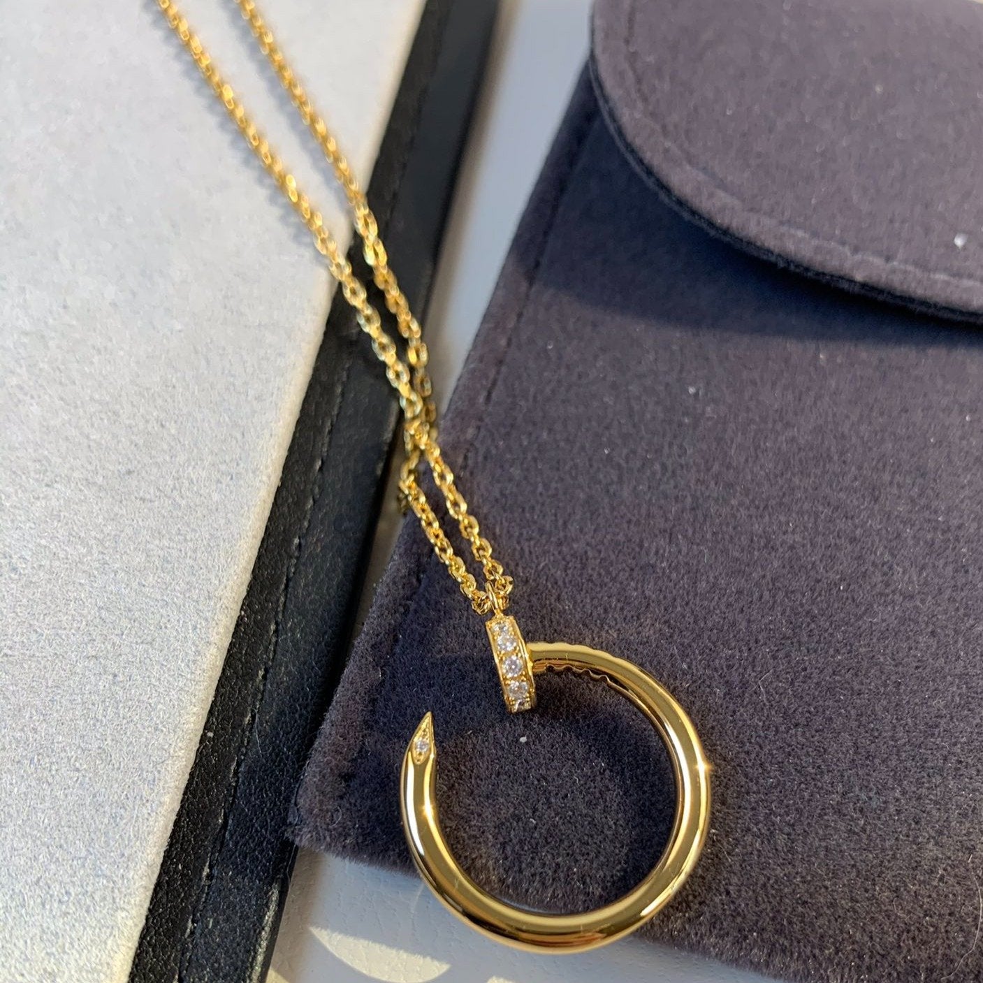 LUXEIFY JUSTE NECKLACE GOLD