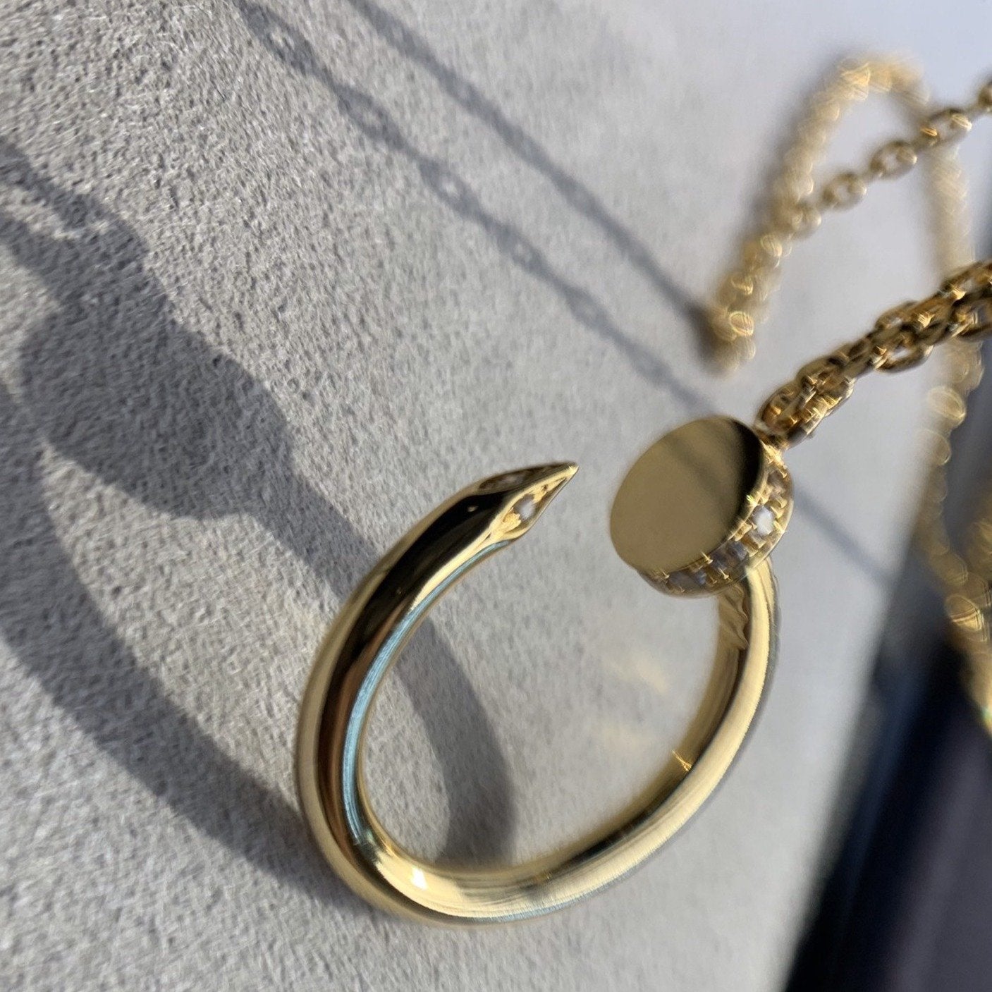 LUXEIFY JUSTE NECKLACE GOLD