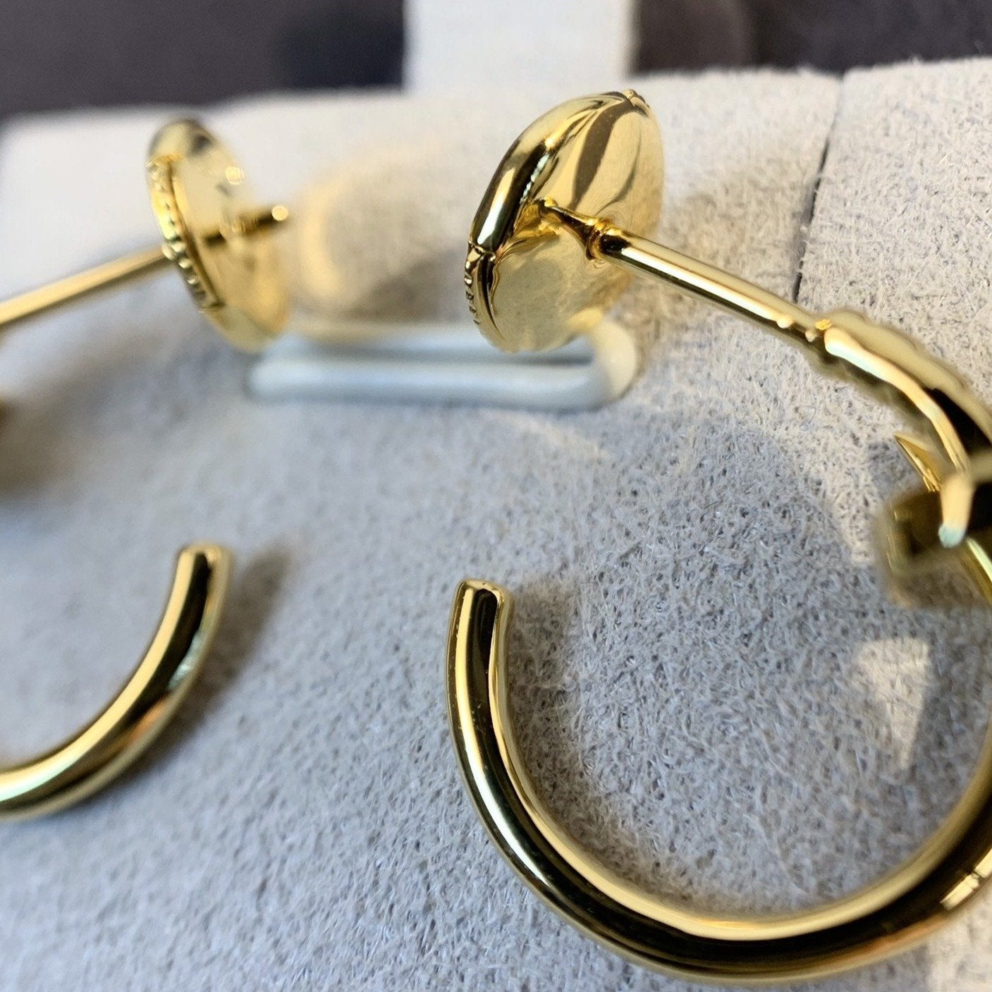LUXEIFY JUSTE EARRINGS GOLD