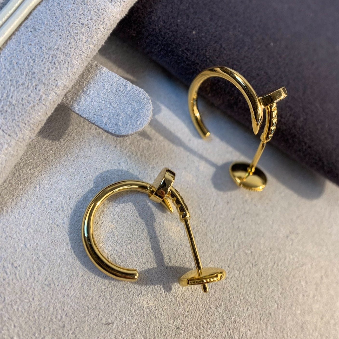 LUXEIFY JUSTE EARRINGS GOLD