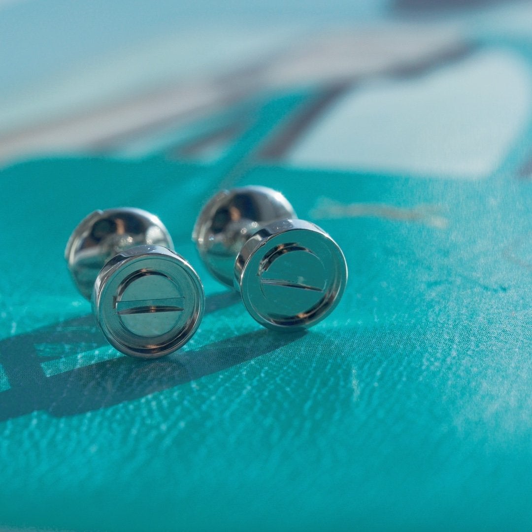 LUXEIFY LOVE EARRINGS SILVER 10MM