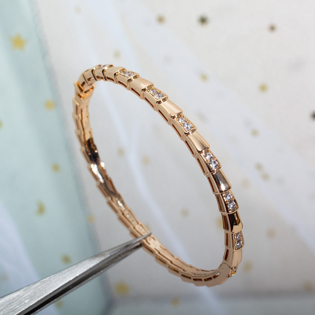 LUXEIFY SERPENTI BRACELET PINK GOLD DIAMOND