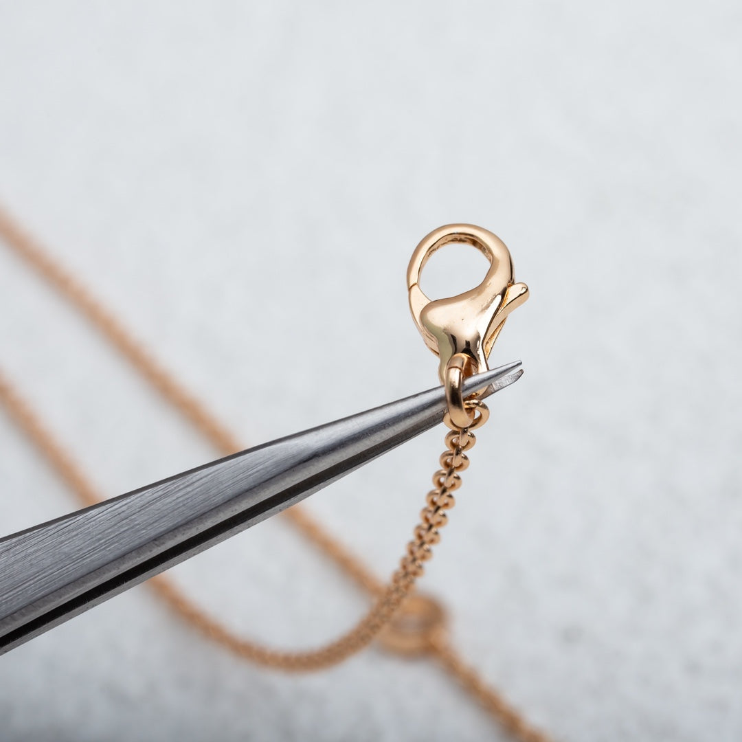 LUXEIFY PARENTESI NECKLACE PINK GOLD