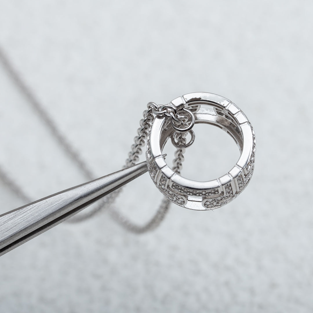 LUXEIFY PARENTESI NECKLACE SILVER DIAMOND