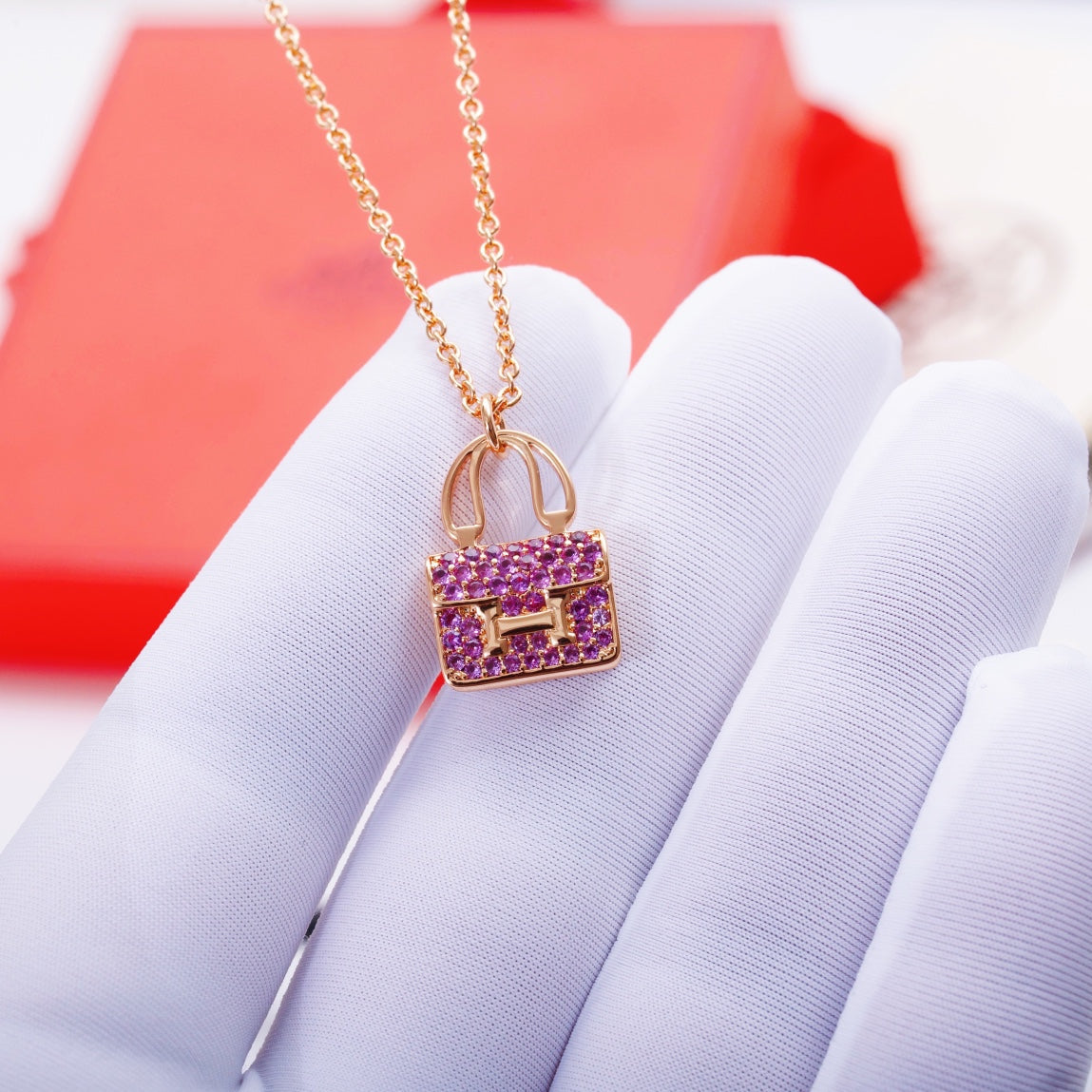 LUXEIFY CONSTANCE PEDANT PURPLE DIAMOND NECKLACE