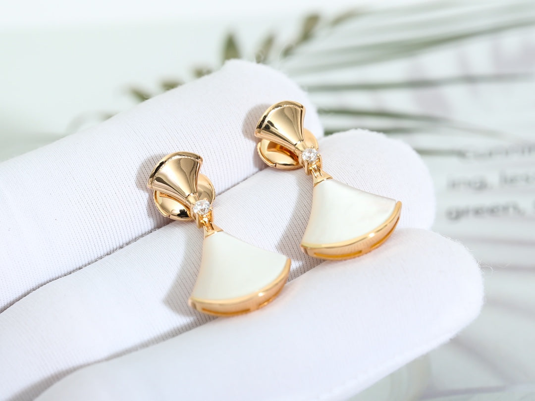 LUXEIFY DREAM MOP PINK GOLD EARRINGS