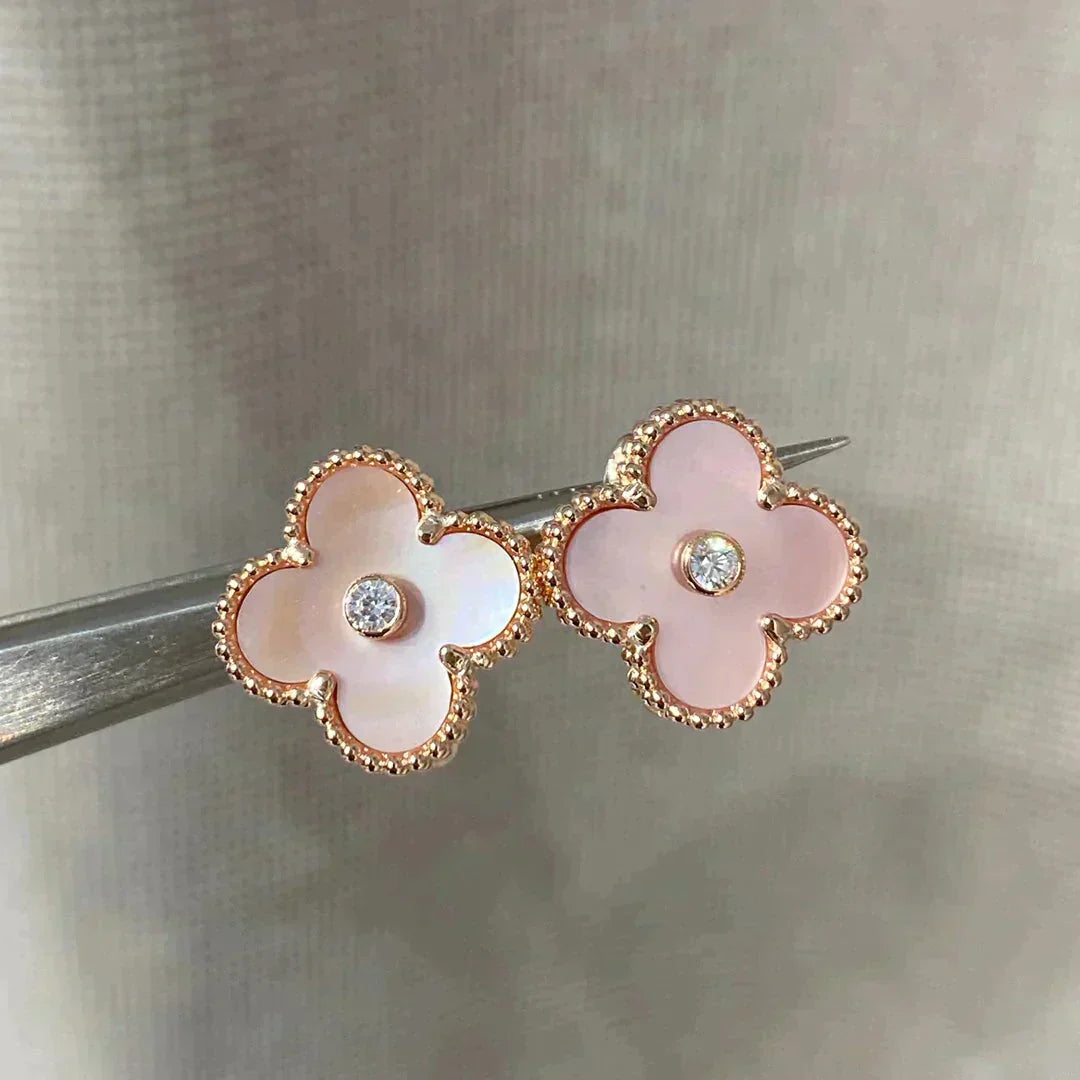 CLOVER MEDIUM 1 MOTIFS PINK MOP DIAMOND EARRINGS