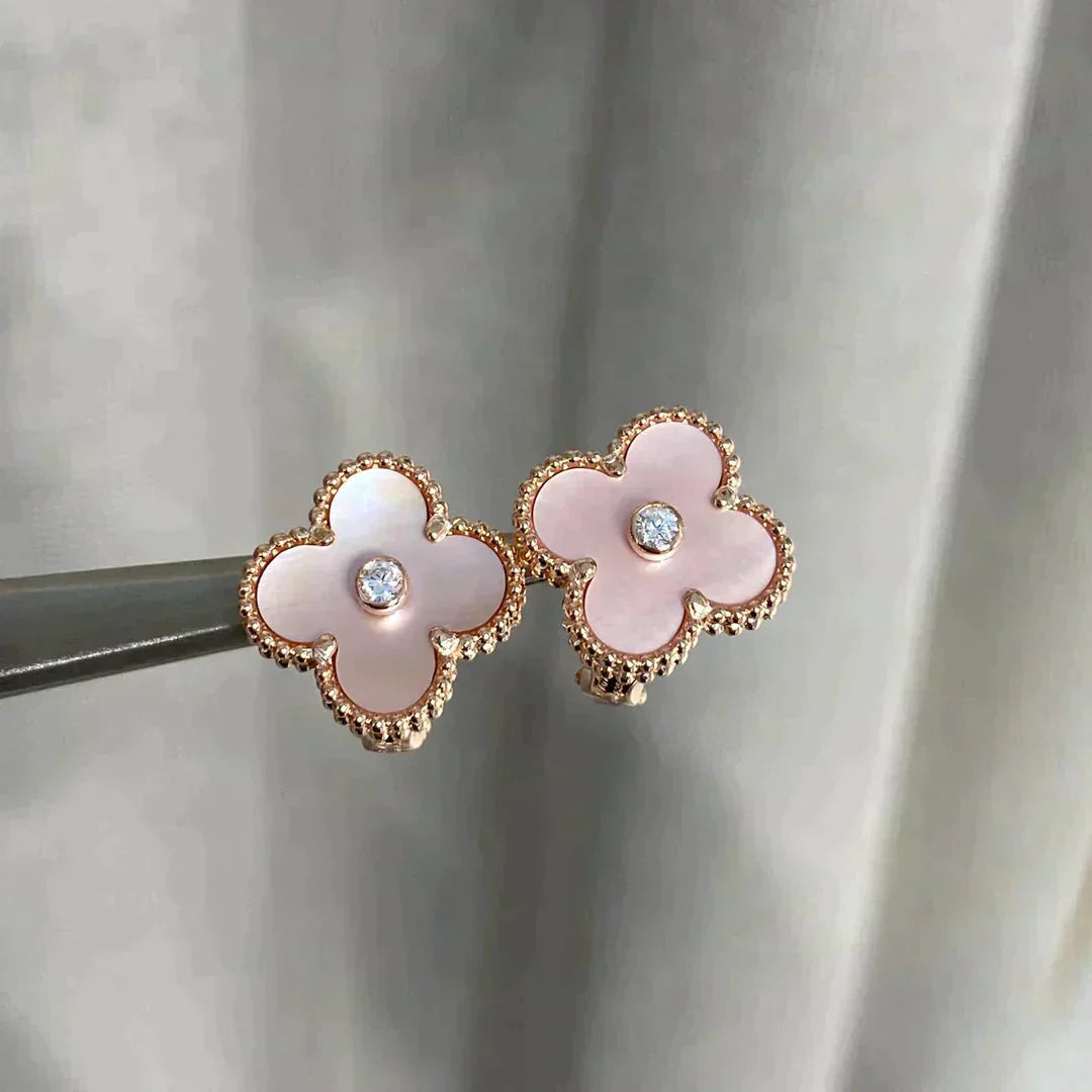 CLOVER MEDIUM 1 MOTIFS PINK MOP DIAMOND EARRINGS