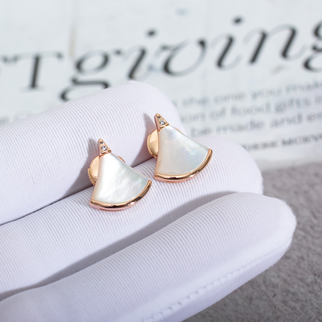 LUXEIFY DIVAS DREAM EARRINGS PINK GOLD