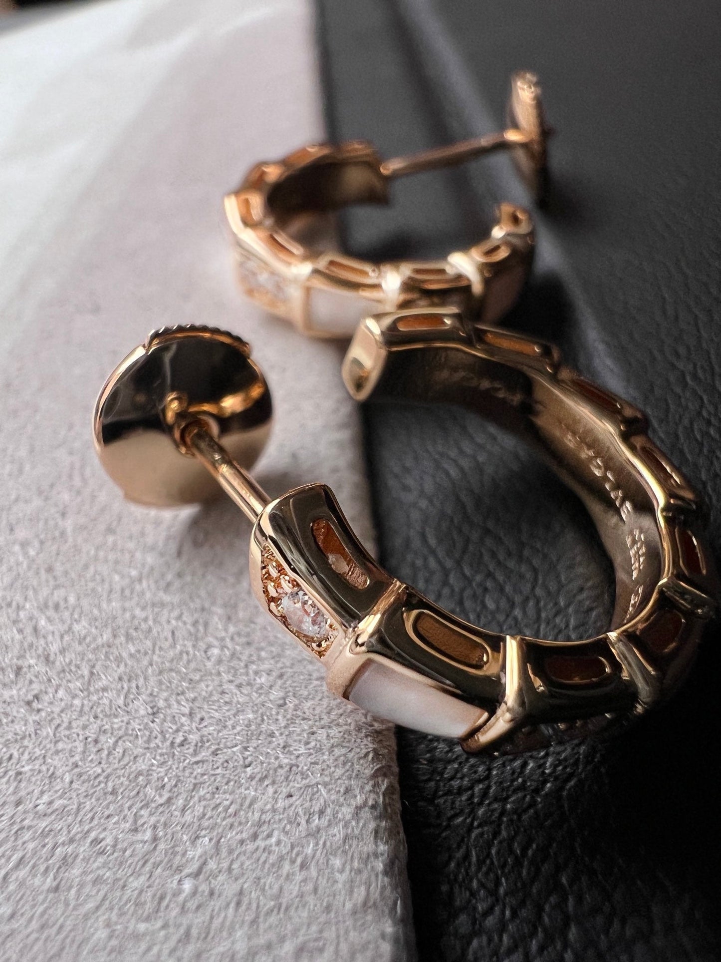 LUXEIFY SERPENTI MOP PINK GOLD EARRINGS
