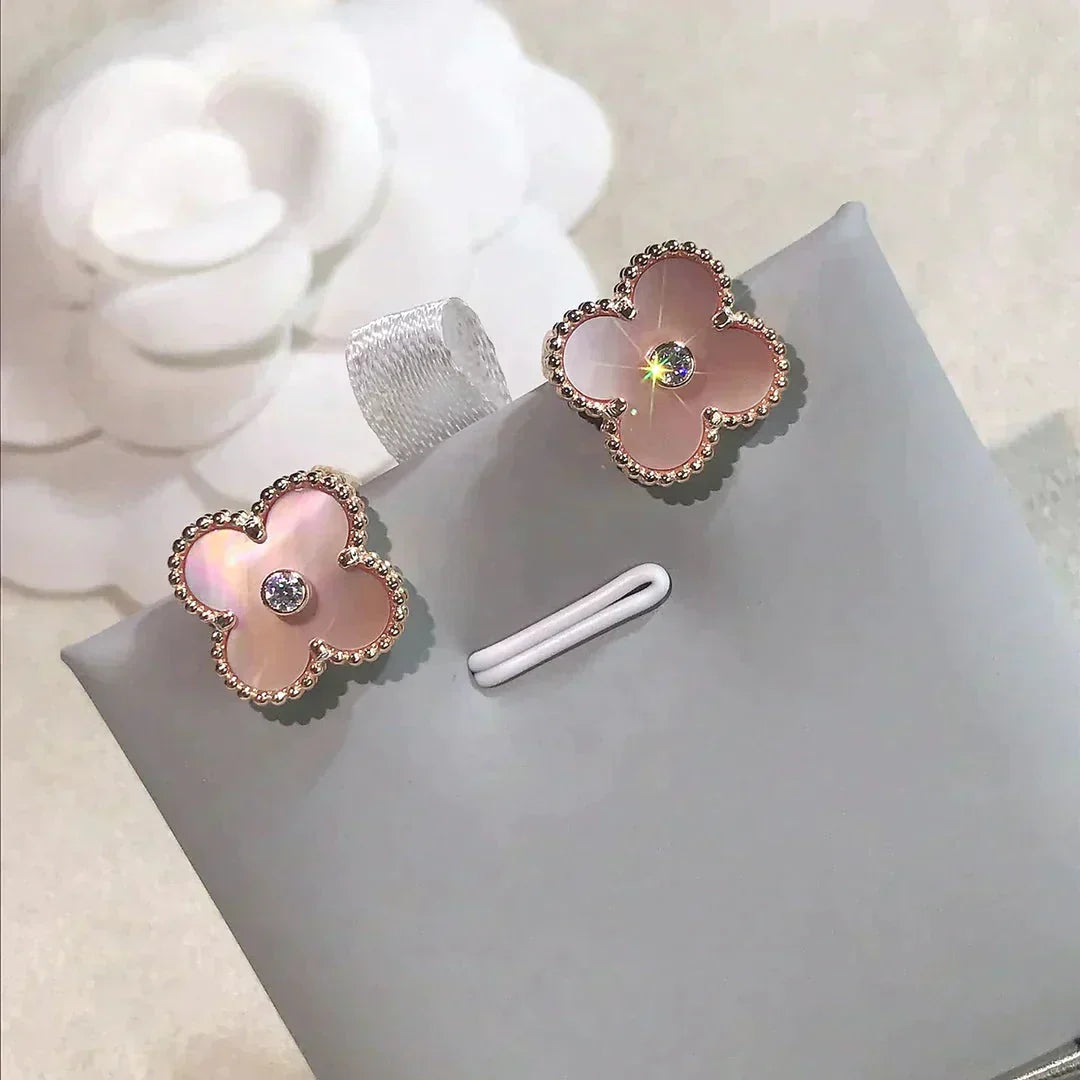 CLOVER MEDIUM 1 MOTIFS PINK MOP DIAMOND EARRINGS