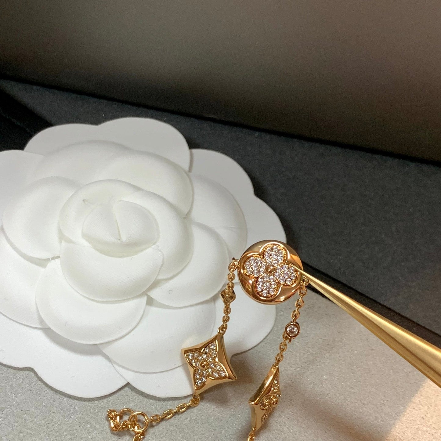 LUXEIFY STAR AND SUN 4 MOTIFS GOLD DIAMONDS BRACELET