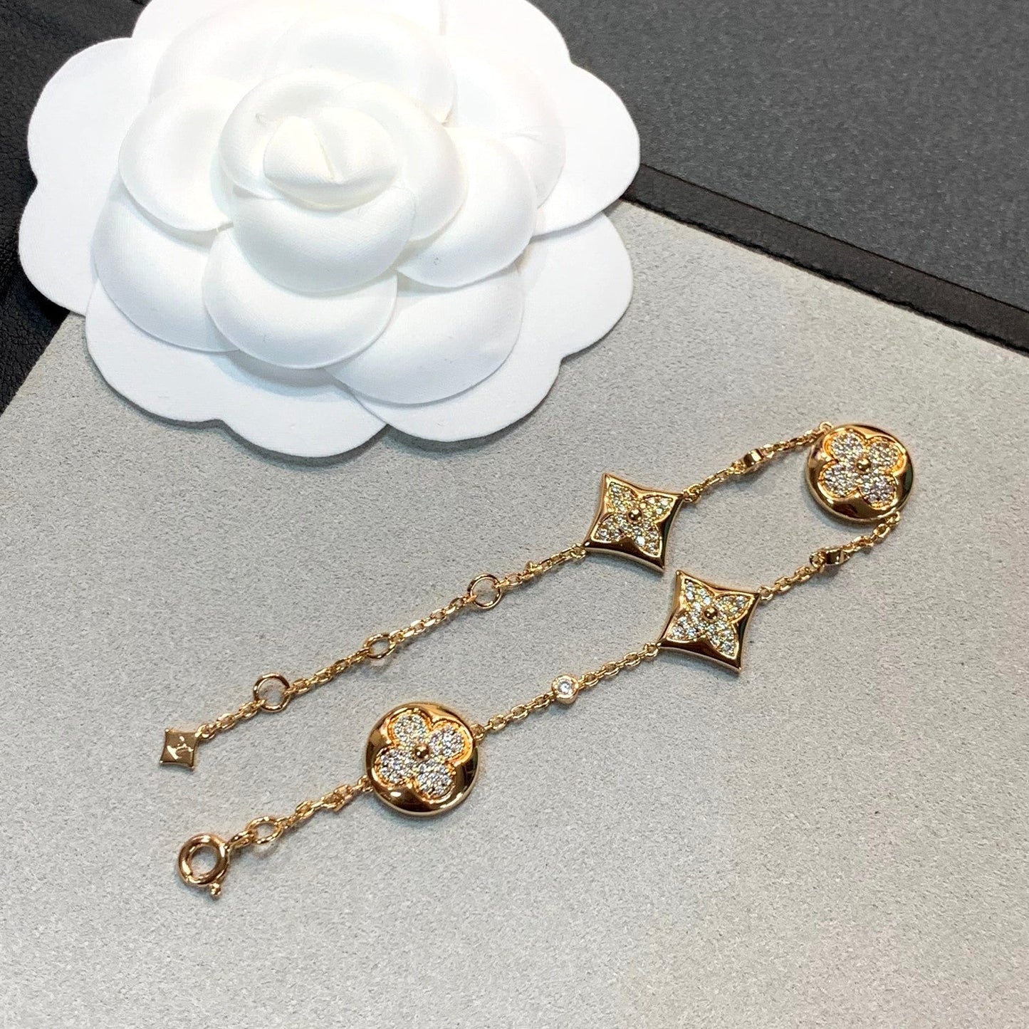 LUXEIFY STAR AND SUN 4 MOTIFS GOLD DIAMONDS BRACELET