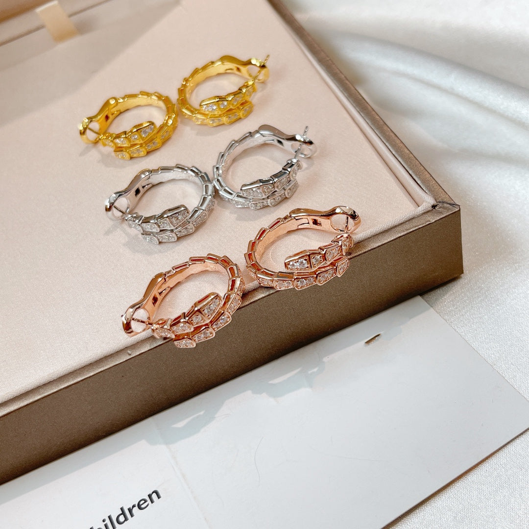 LUXEIFY SERPENTI EARRINGS DIAMOND