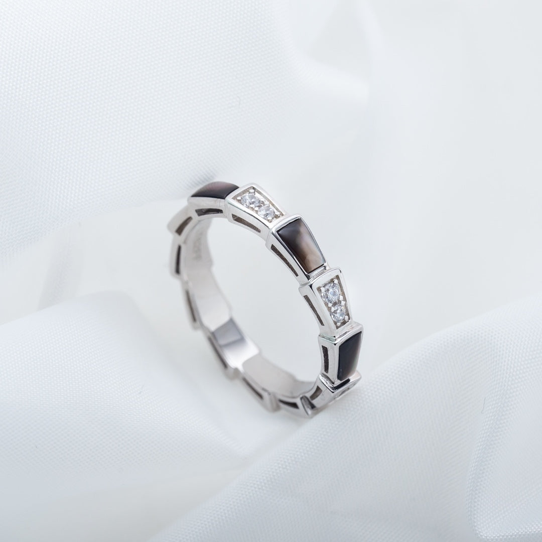 LUXEIFY SERPENTI RING SILVER DIAMOND BLACK MOP 3MM