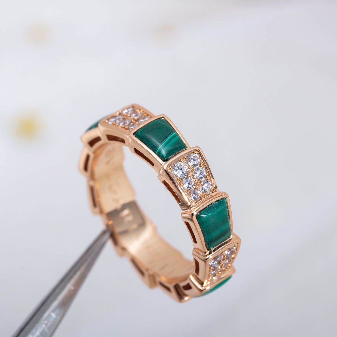 LUXEIFY SERPENTI RING PINK GOLD MALACHITE DIAMOND PAVED 4MM
