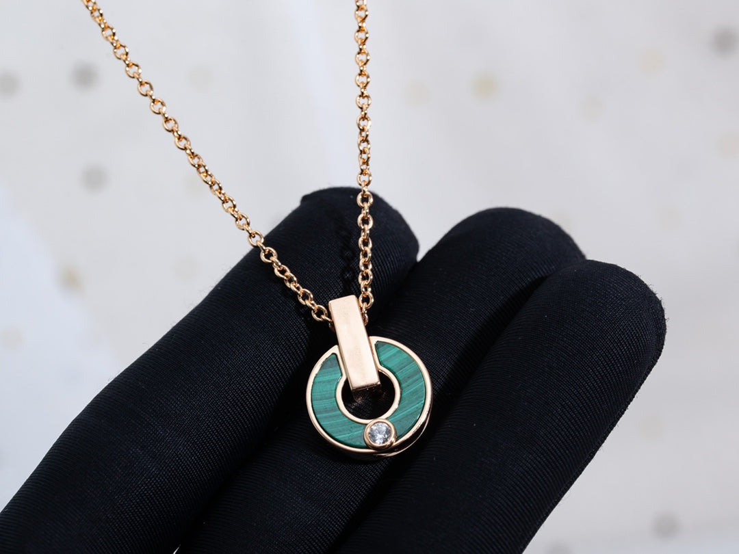 LUXEIFY GARI NECKLACE PINK GOLD MALACHITE