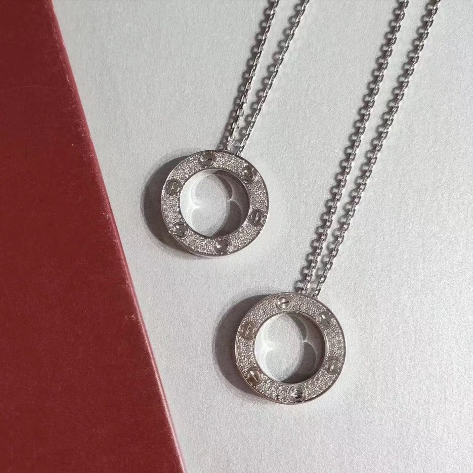 LUXEIFY LOVE NECKLACE ADJUSTABLE SILVER