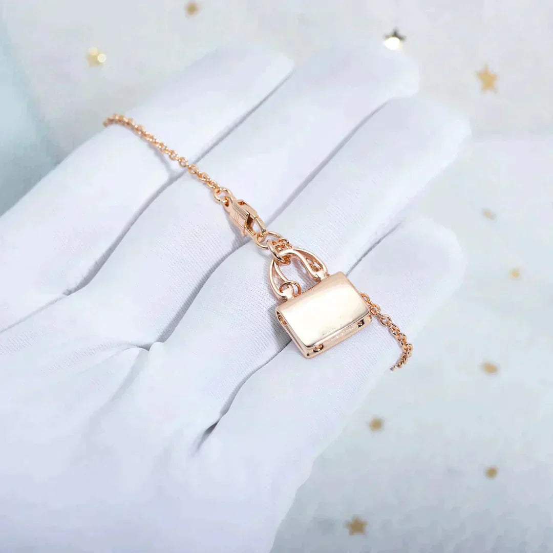 LUXEIFY AMULETTE PEDANT ROSE GOLD NECKLACE