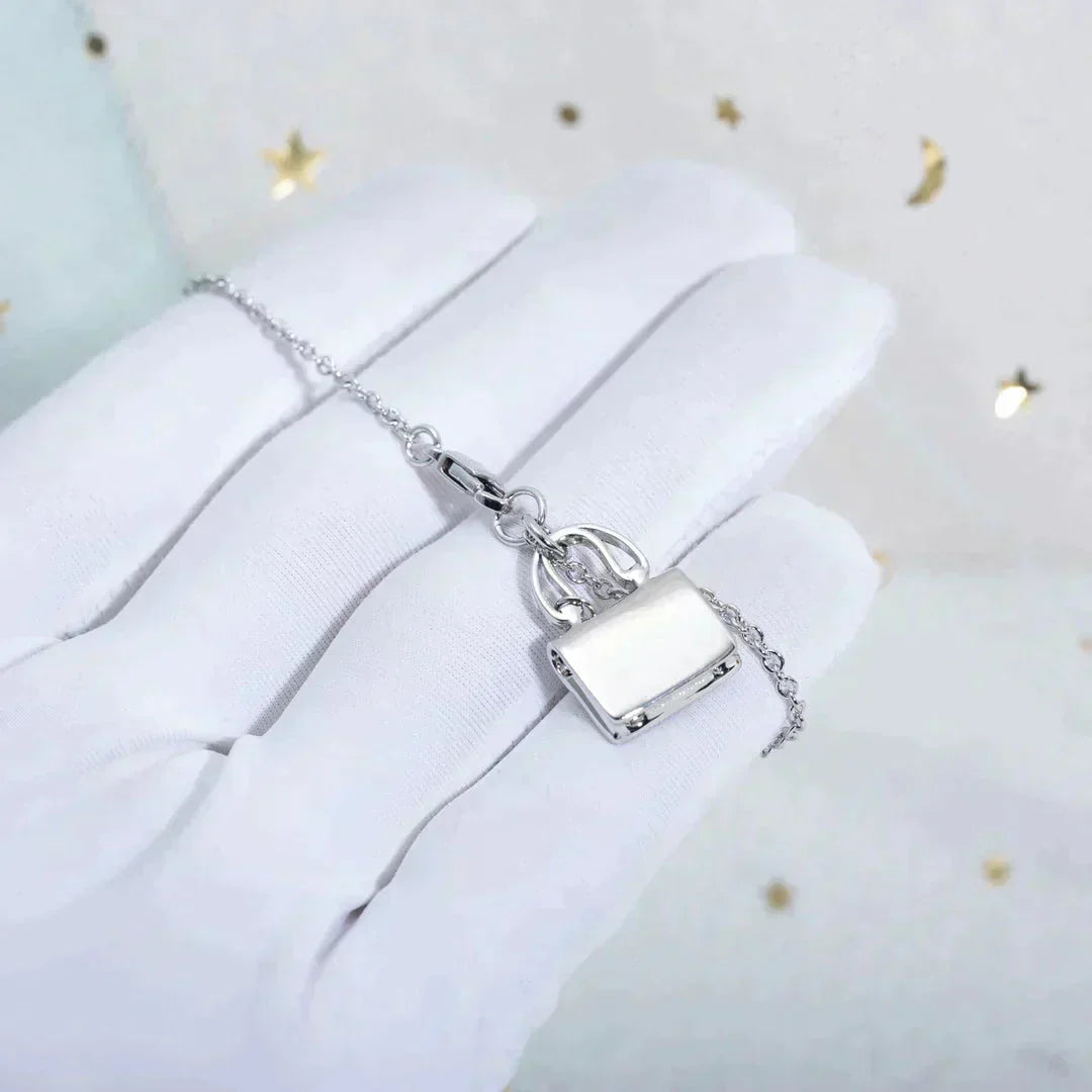 LUXEIFY AMULETTE PEDANT SILVER NECKLACE