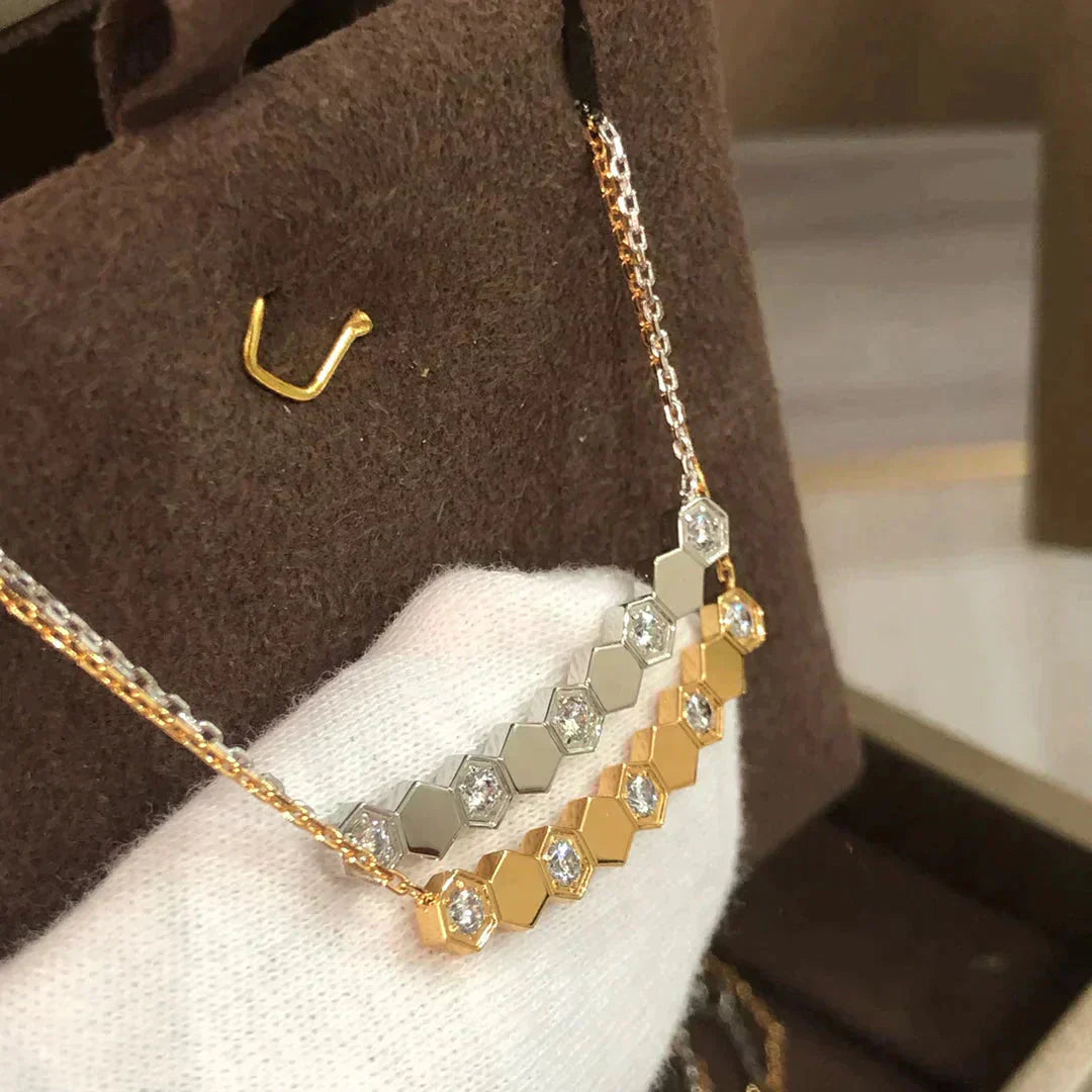 LUXEIFY BEE LOVE NECKLACE DIAMOND