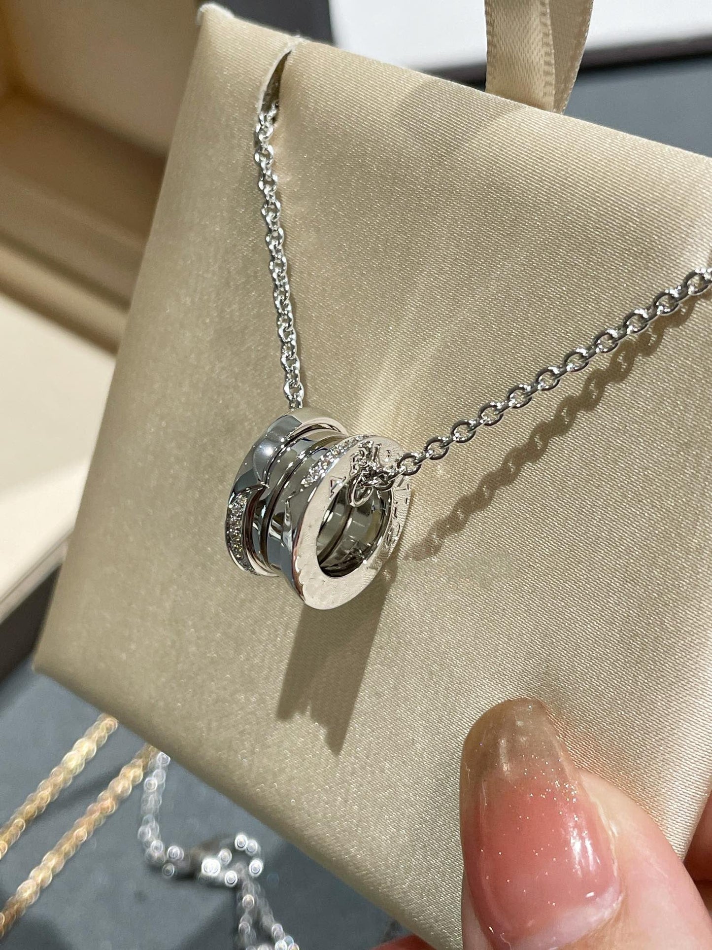LUXEIFY ZERO 1 NECKLACE DIAMOND