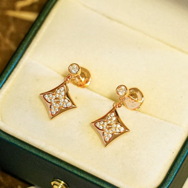 LUXEIFY STAR DIAMONDS EARRINGS GOLD