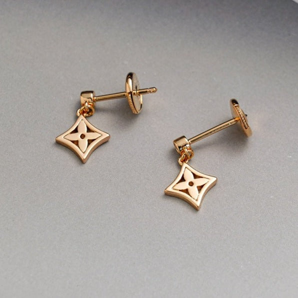 LUXEIFY STAR EARRINGS GOLD