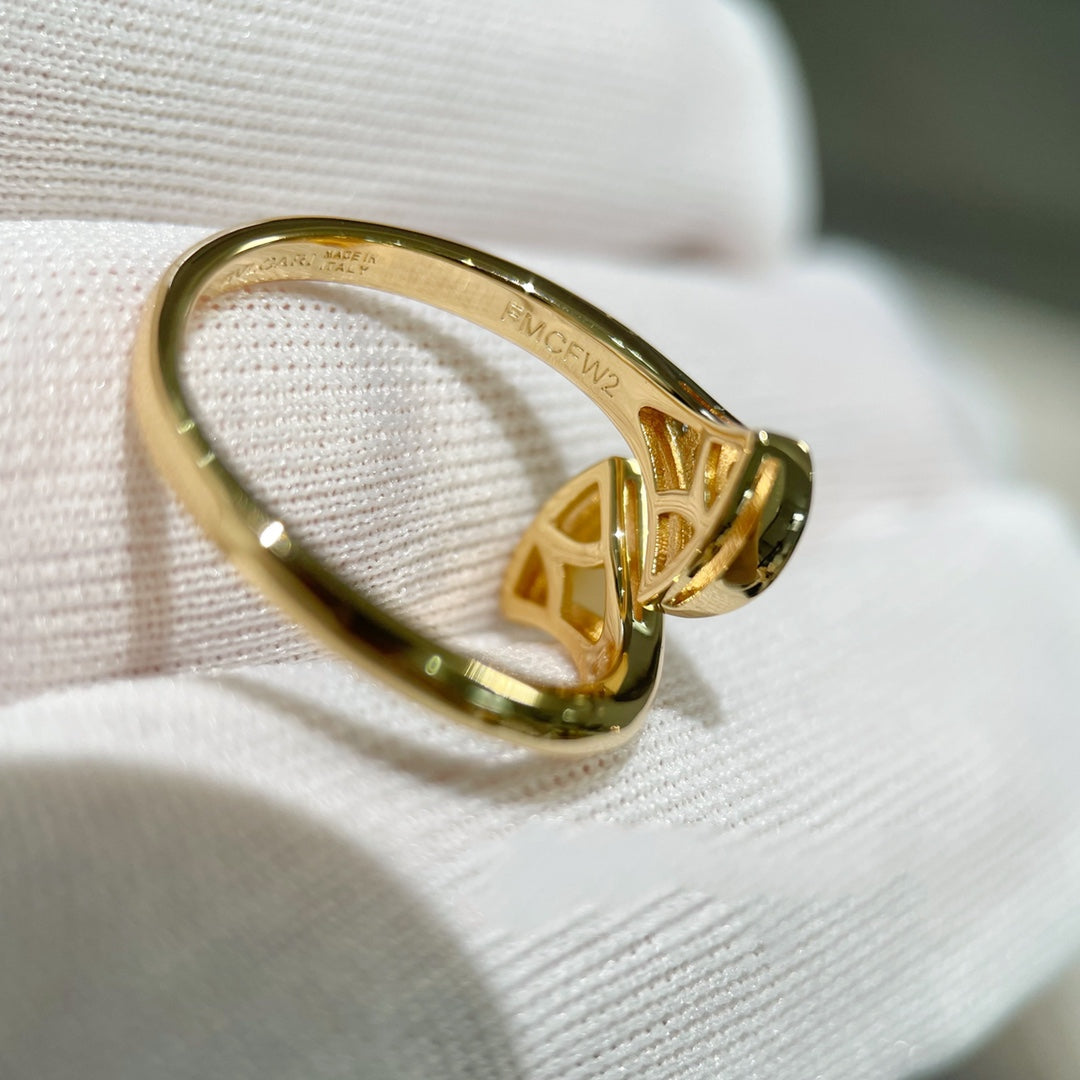 LUXEIFY DREAM RING PINK GOLD DIAMOND