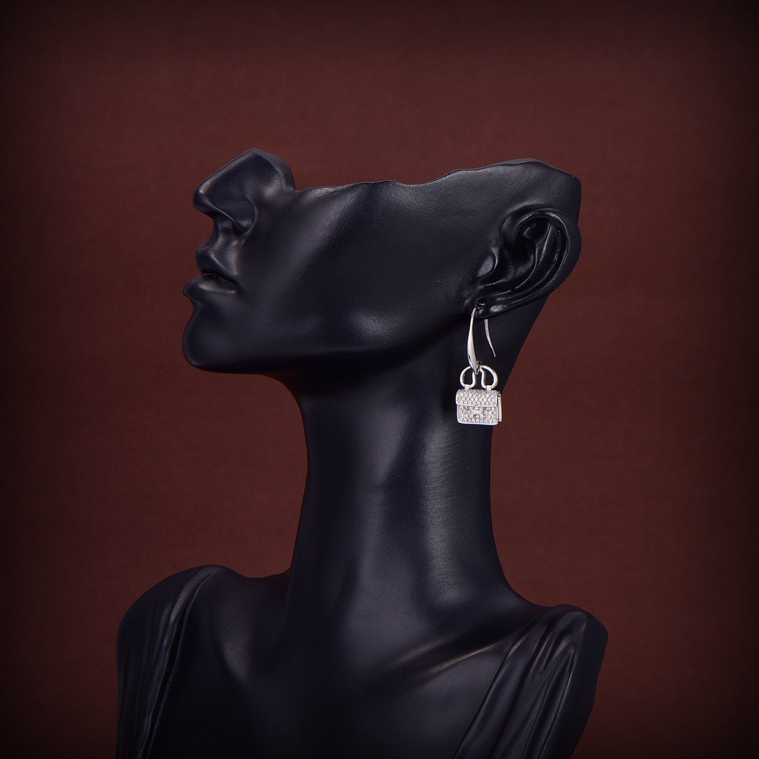 LUXEIFY KELLY DIAMOND EARRINGS