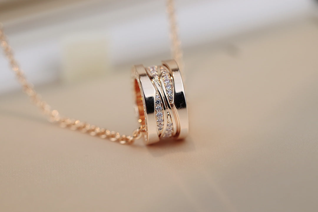 LUXEIFY ZERO 1 PINK GOLD DIAMOND NECKLACE