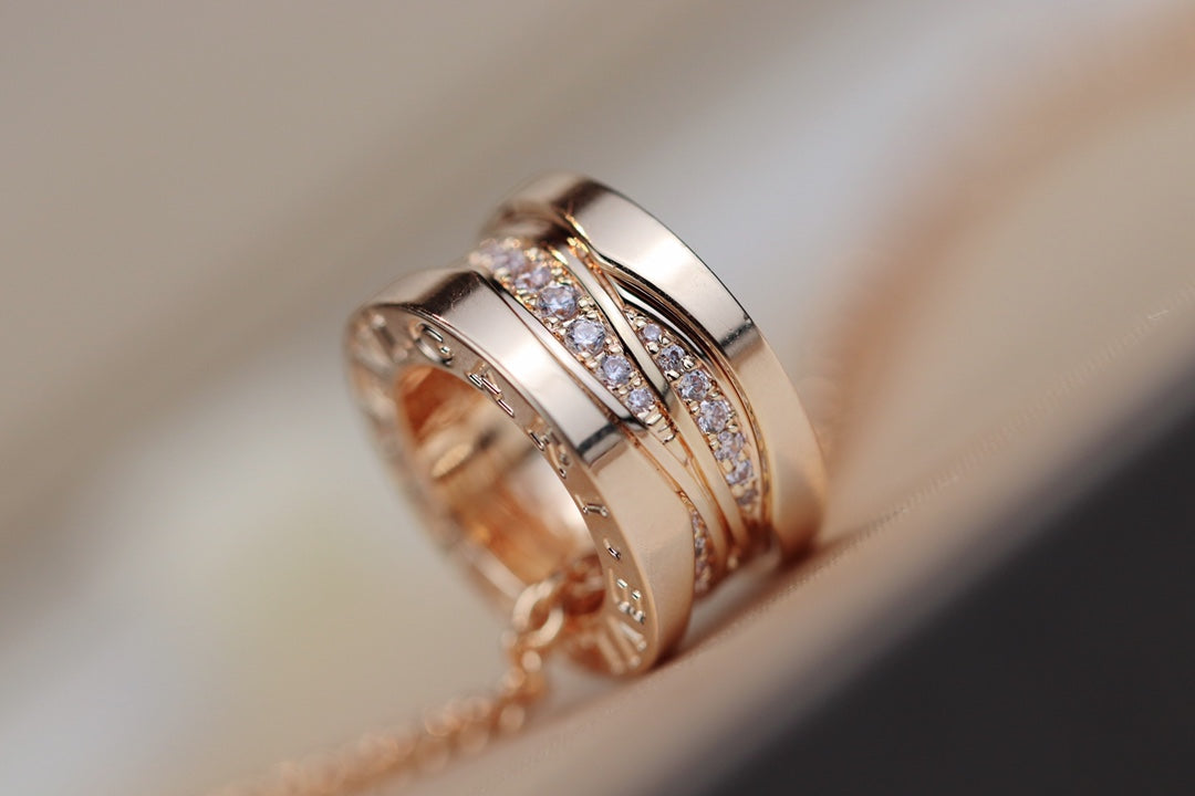 LUXEIFY ZERO 1 PINK GOLD DIAMOND NECKLACE