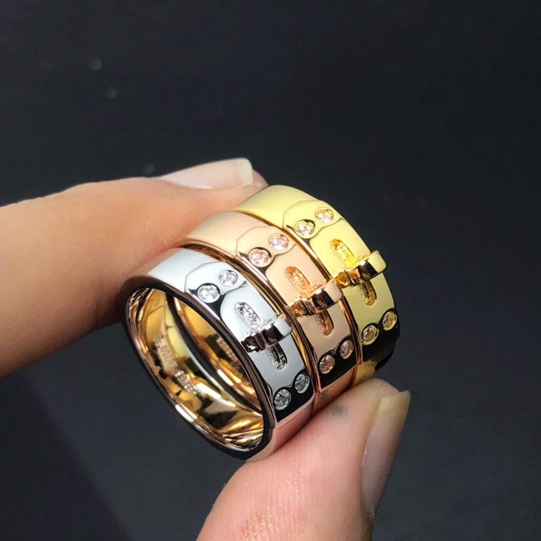 LUXEIFY KELLY MEDIUM RING