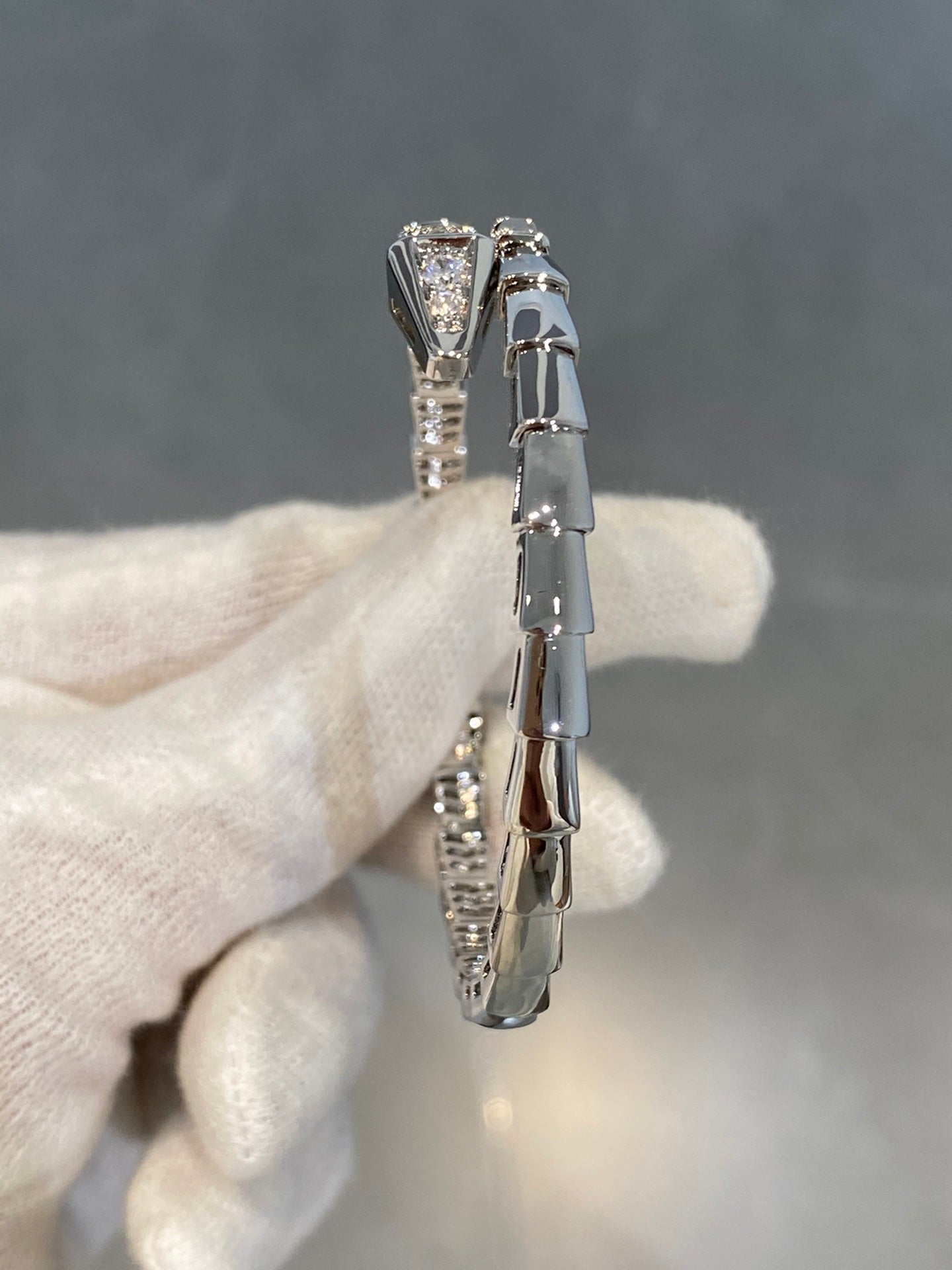 LUXEIFY SERPENTI BRACELET DIAMONDS SILVER