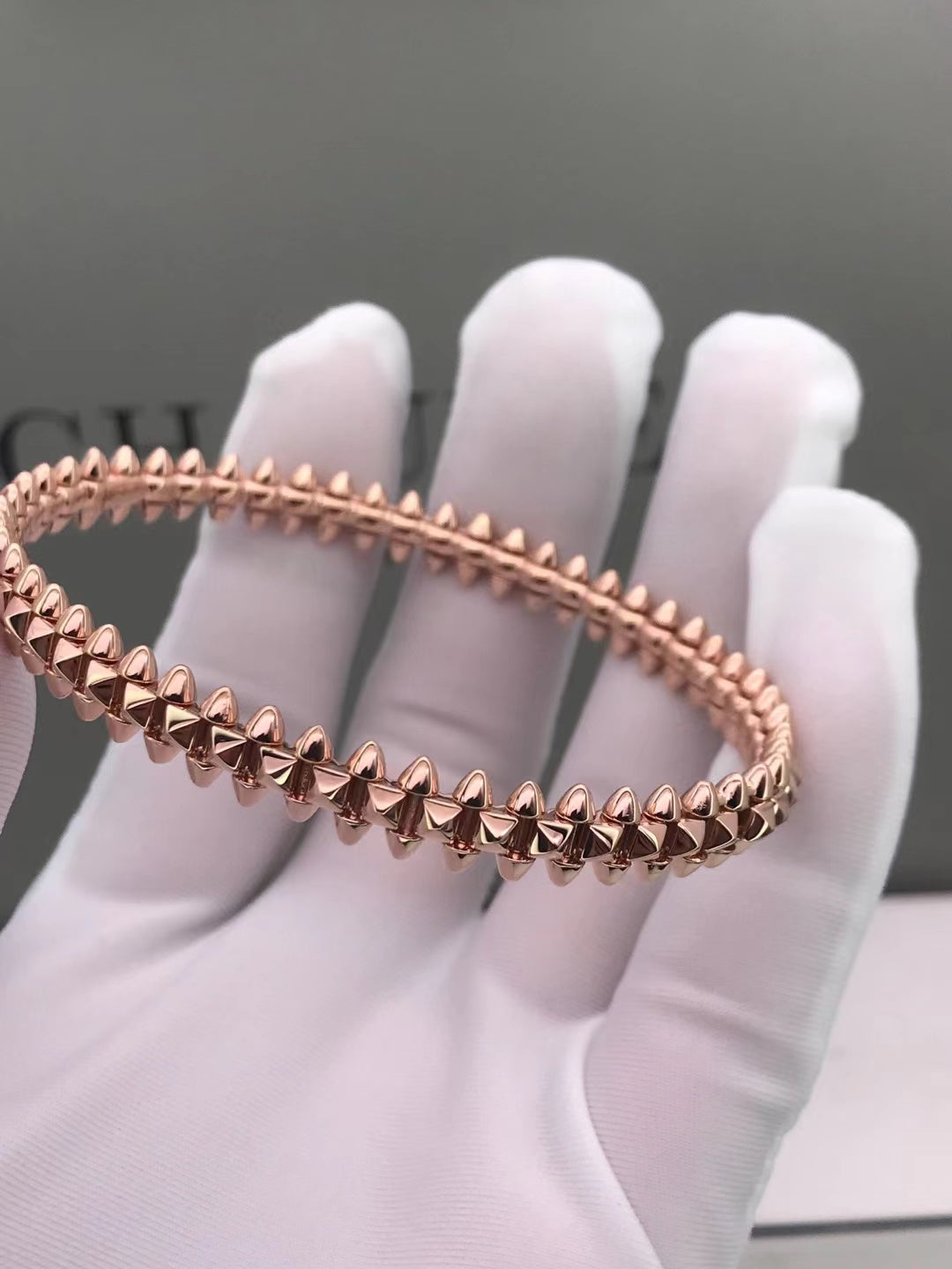 LUXEIFY CLASH PINK GOLD BRACELET