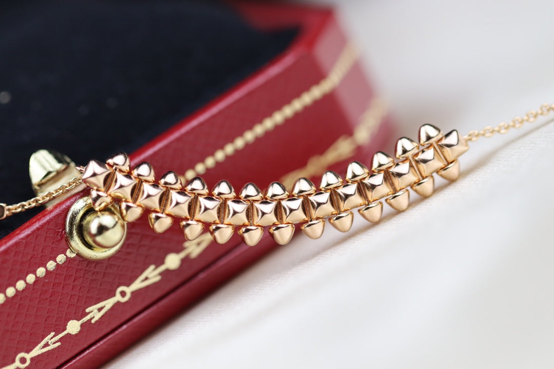 LUXEIFY CLASH PINK GOLD NECKLACE