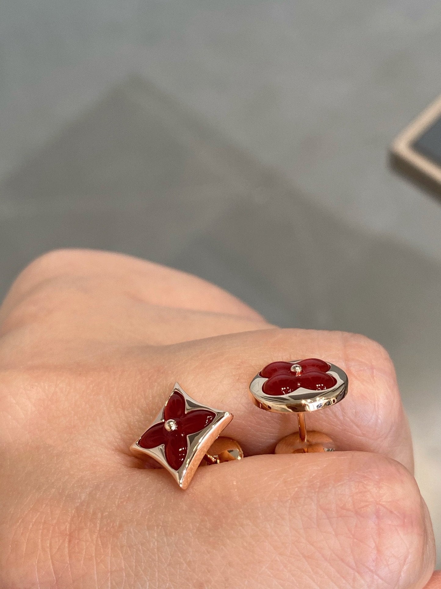 LUXEIFY STAR AND SUN PINK GOLD CARNELIAN STUD EARRINGS