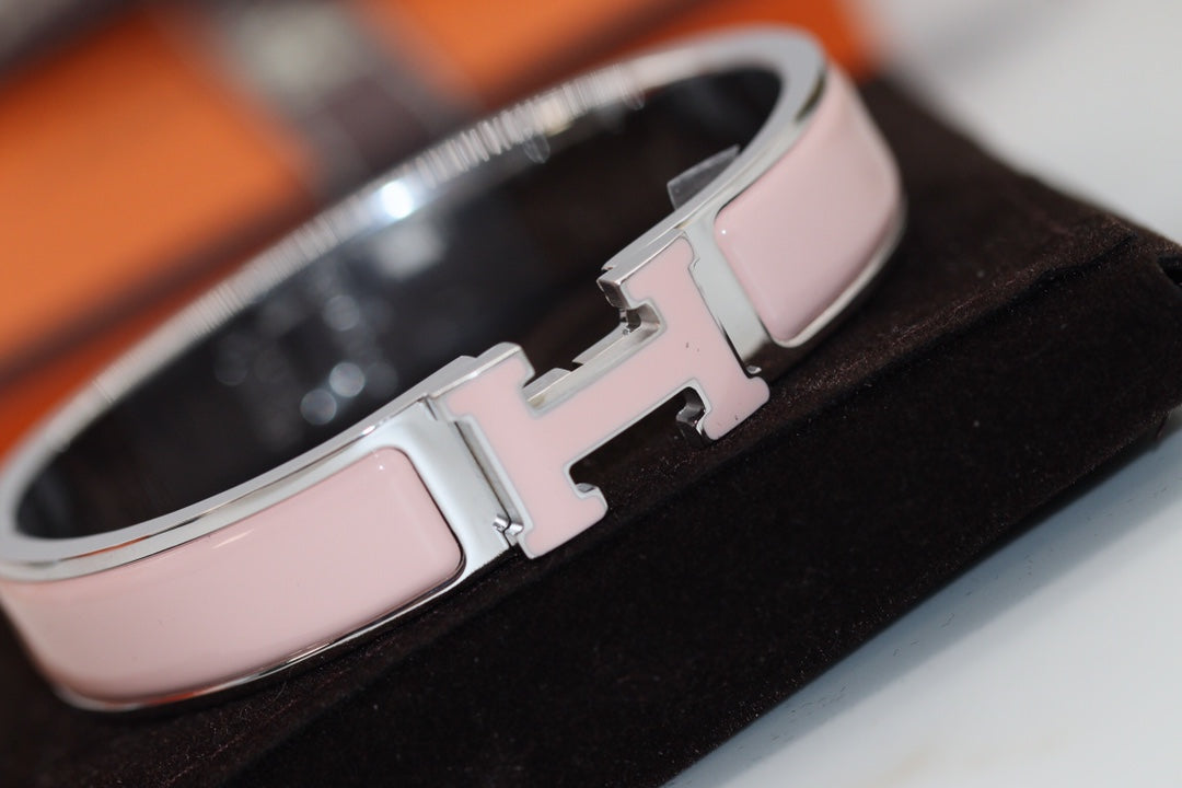LUXEIFY H BRACELET 12MM PINK