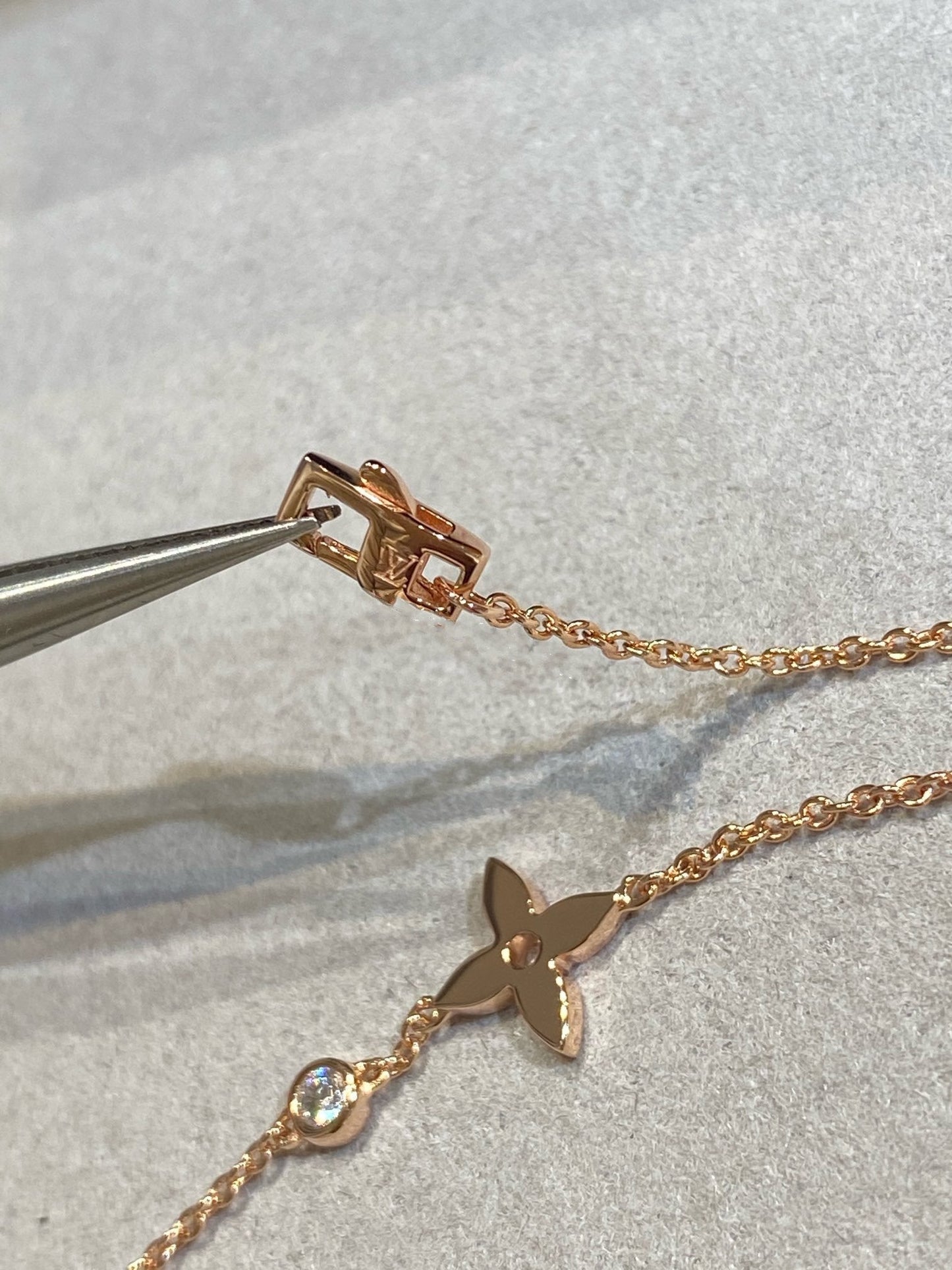 LUXEIFY STAR DIAMOND PINK GOLD BRACELET