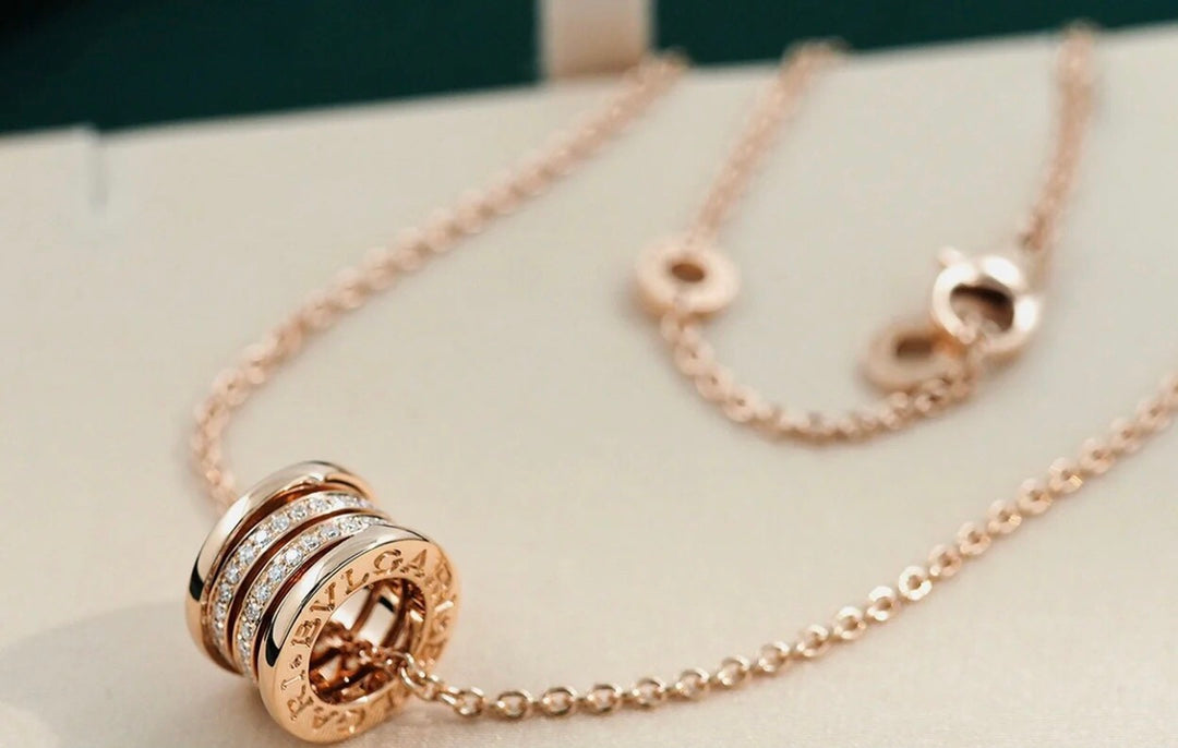 LUXEIFY ZERO 1 PINK GOLD DIAMOND NECKLACE