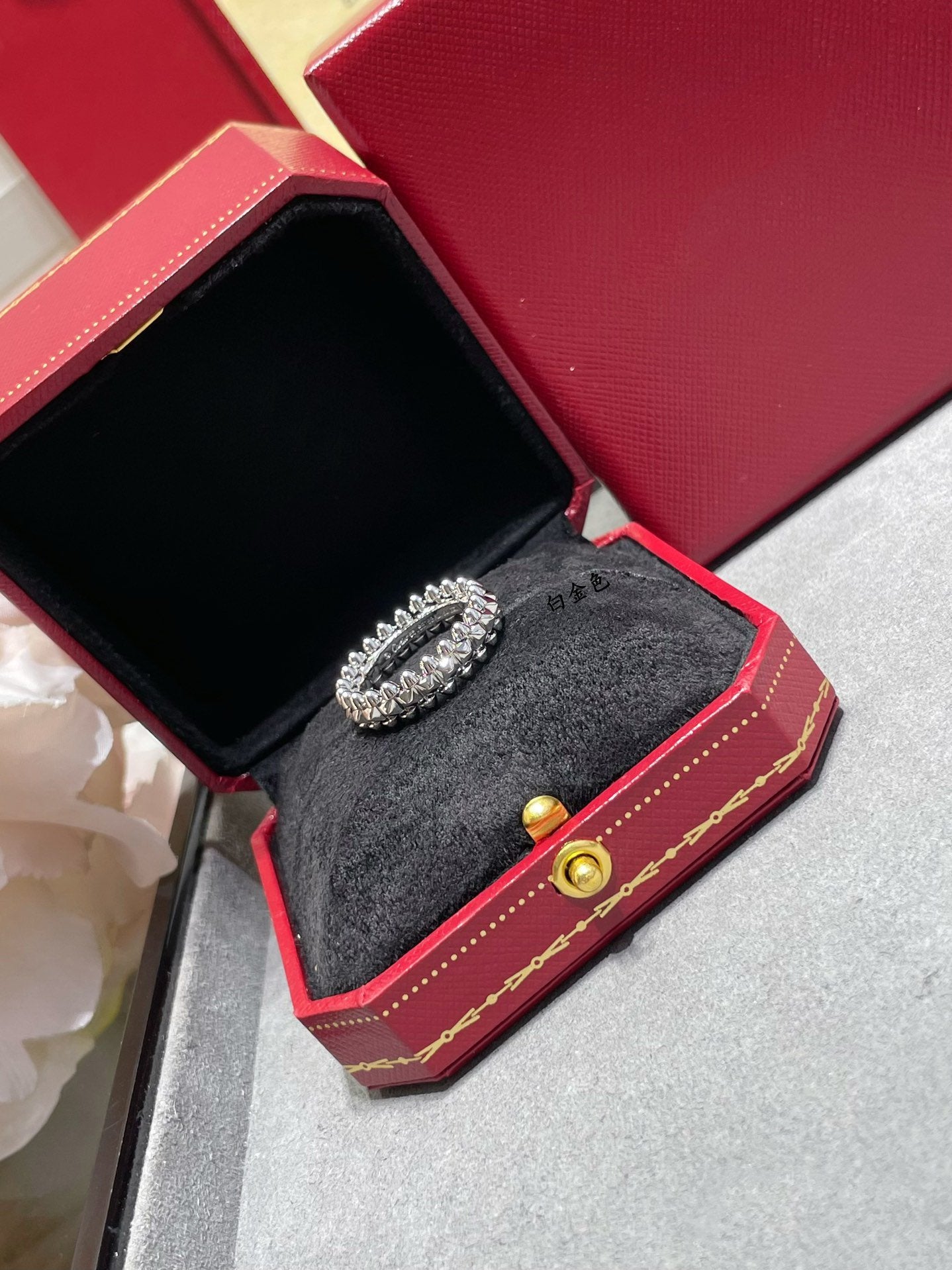 LUXEIFY CLASH 5.5MM RING