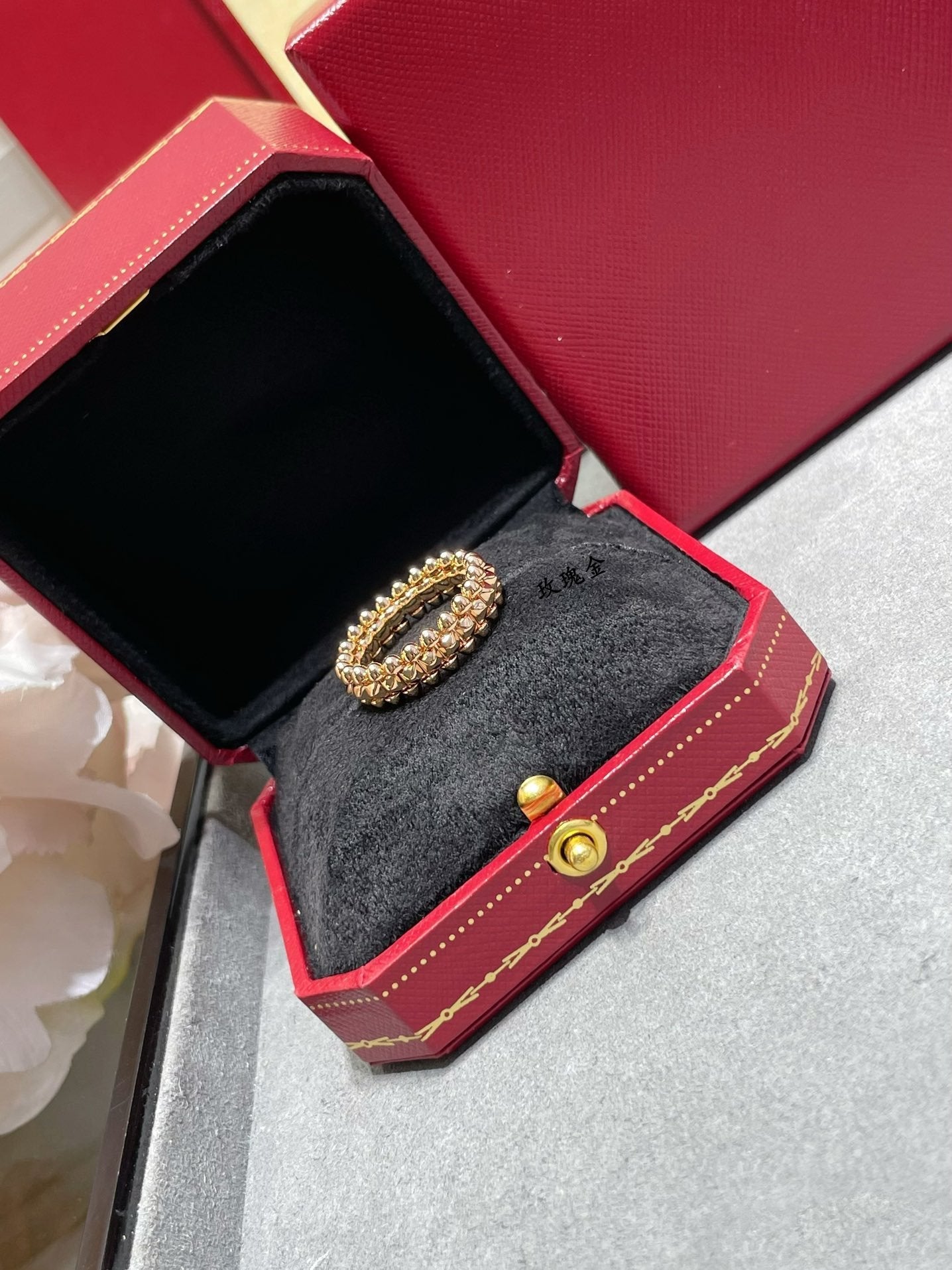 LUXEIFY CLASH 5.5MM RING