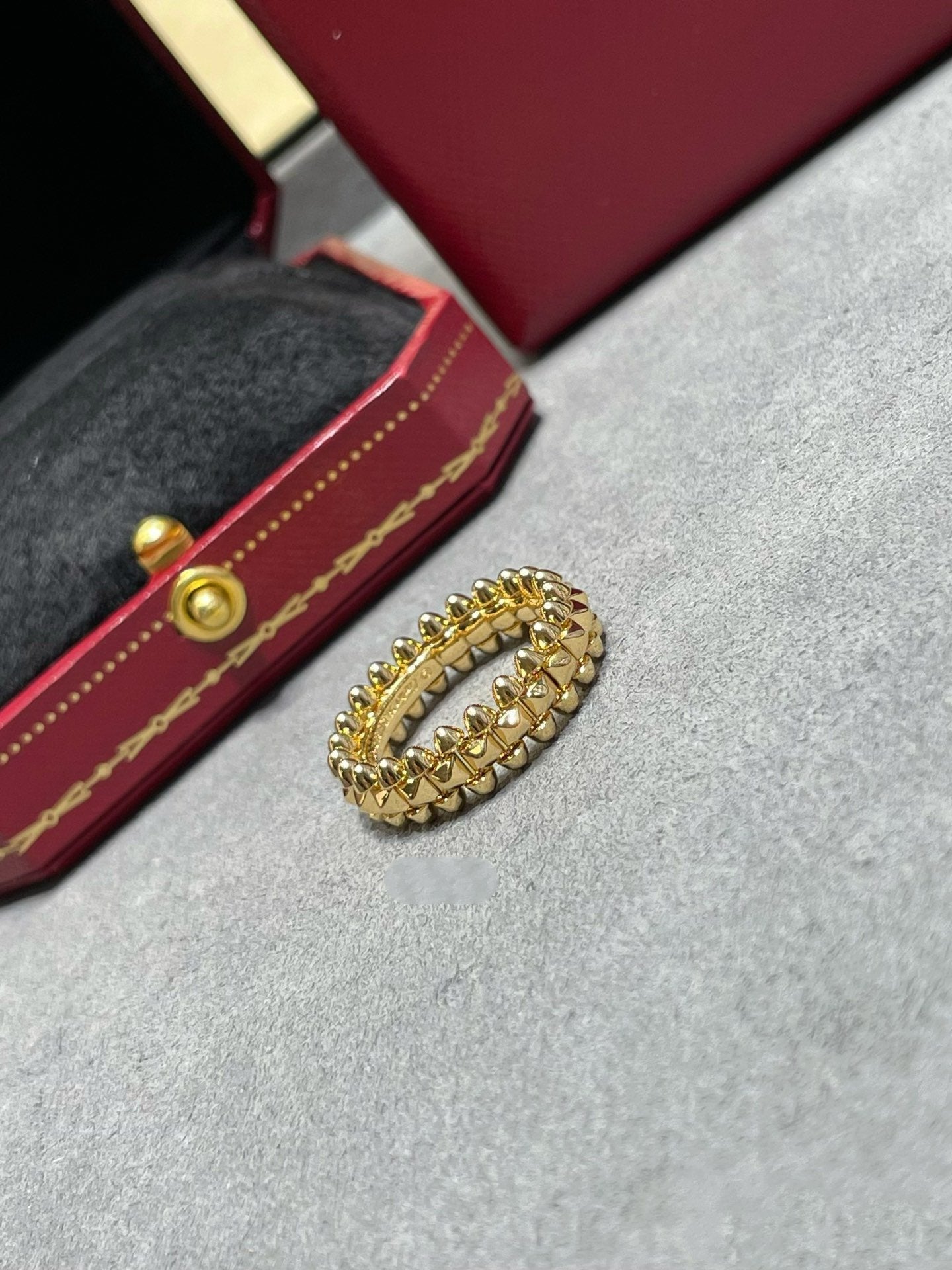 LUXEIFY CLASH 5.5MM RING