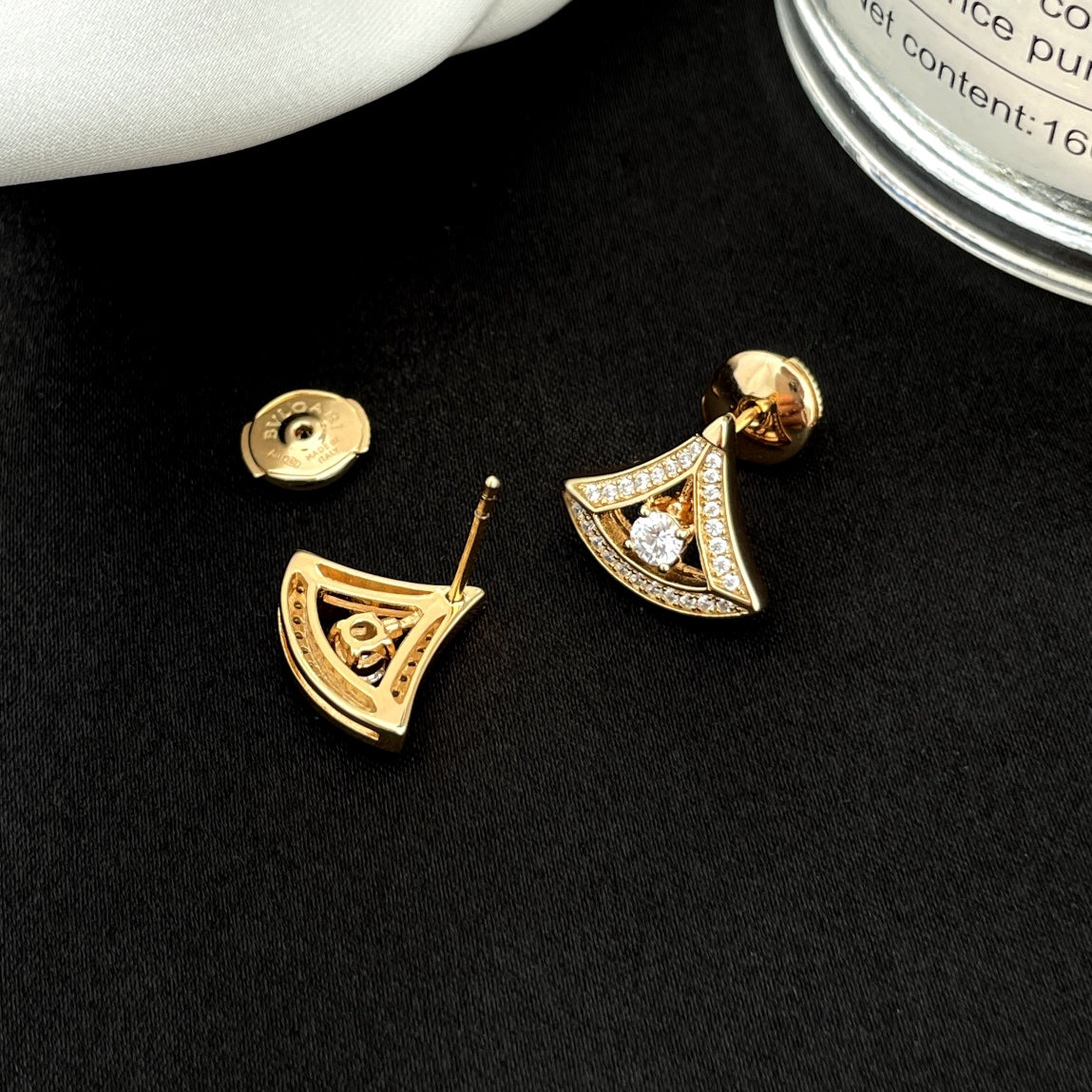 LUXEIFY DREAM MINI DIAMOND STUD EARRINGS