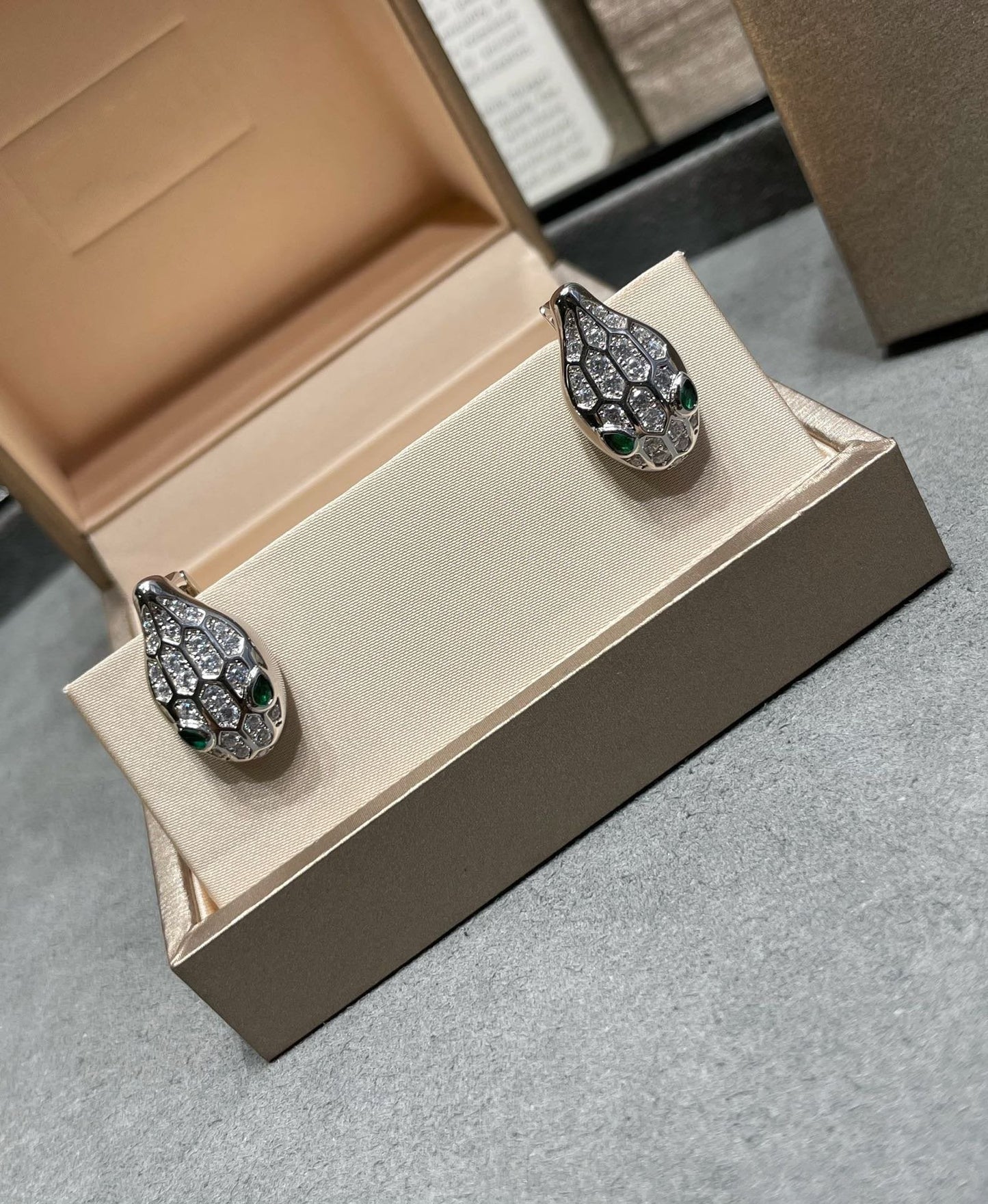 LUXEIFY SERPENT DIAMOND STUD EARRINGS