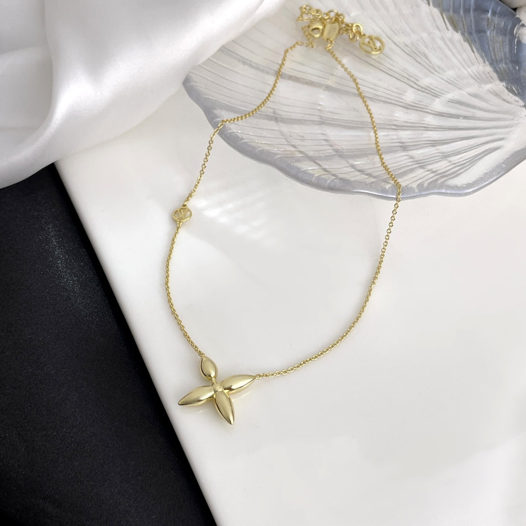 LUXEIFY LOUISETTE GOLD NECKLACE
