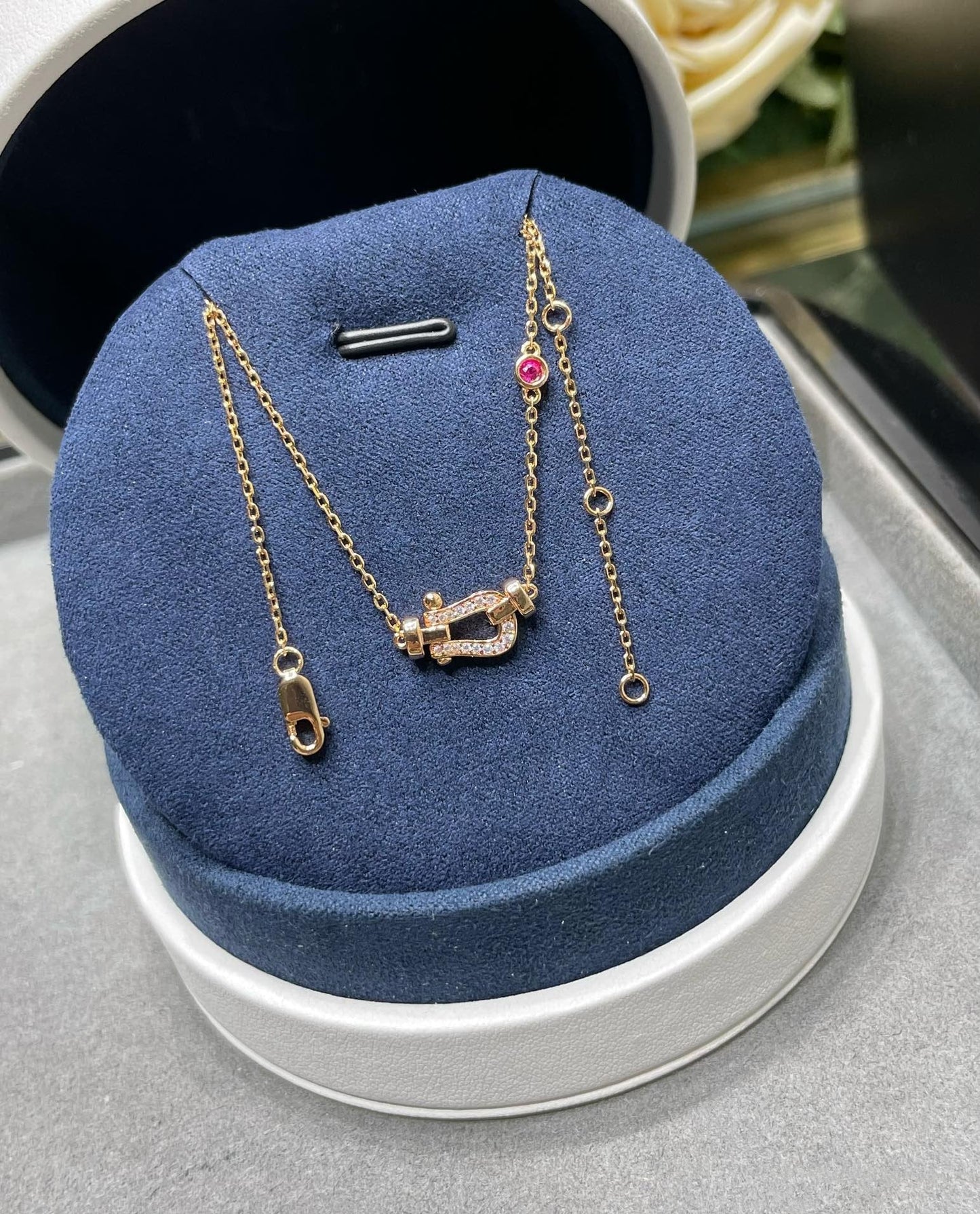 LUXEIFY FORCE 10 DIAMOND PINK GOLD NECKLACE